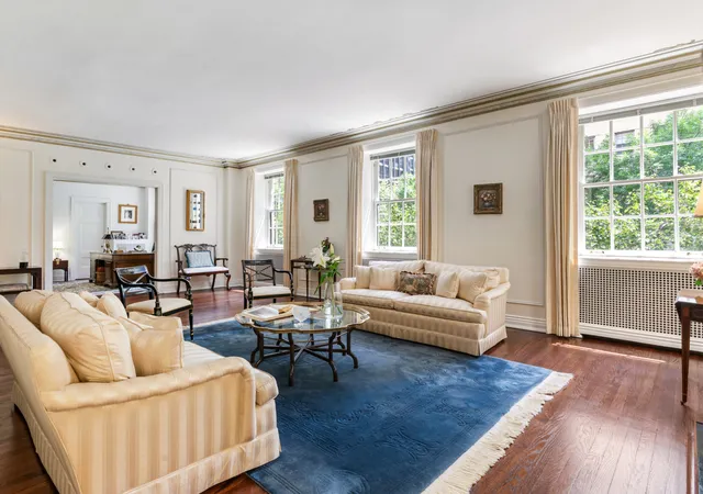 Photo 3 of Townhouse for sale at 232 E Walton Pl #3E, Chicago, IL 60611 | MLS# 12754732 | Listing updated on 2026-09-15