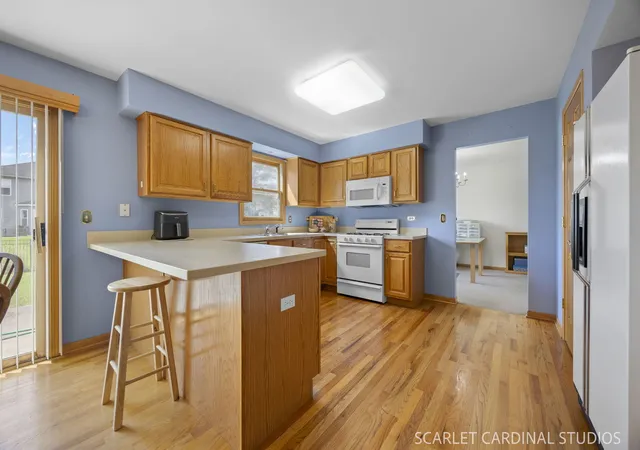 Photo 3 of Single family home for sale at 24850 Vermette Rd, Plainfield, IL 60585 | MLS# 12754747 | Listing updated on 2026-09-24