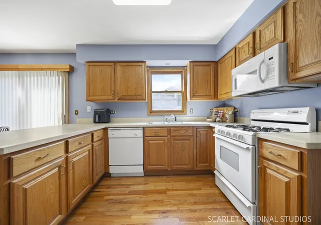 Photo 3 of Single family home for sale at 24850 Vermette Rd, Plainfield, IL 60585 | MLS# 12754747 | Listing updated on 2026-09-24