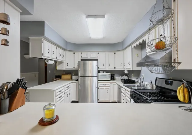 Photo 2 of Single family home for sale at 1406 E Pennsylvania Ave, Urbana, IL 61801 | MLS# 12754757 | Listing updated on 2026-09-23