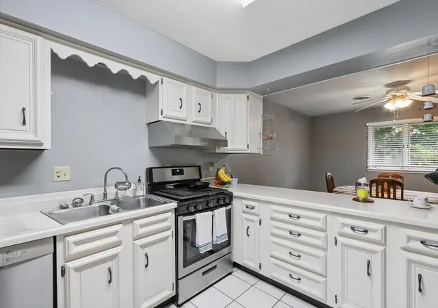 Photo 3 of Single family home for sale at 1406 E Pennsylvania Ave, Urbana, IL 61801 | MLS# 12754757 | Listing updated on 2026-09-23