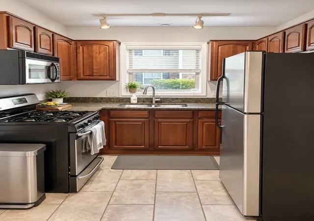 Photo 3 of Condo for sale at 1517 Raymond Dr #103, Naperville, IL 60563 | MLS# 12754776 | Listing updated on 2026-09-22