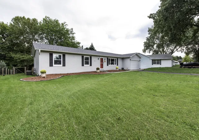 Photo 28 of Single family home for sale at 713 Eisenhower Ct, Twin Lakes, WI 53181 | MLS# 12754778 | Listing updated on 2026-09-28