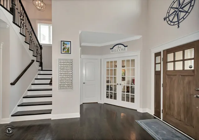 Photo 2 of Single family home for sale at 11817 Jennifer St, Frankfort, IL 60423 | MLS# 12754779 | Listing updated on 2026-09-15