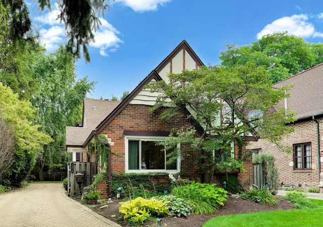 Photo 1 of Single family home for sale at 1216 E Mayfair Rd, Arlington Heights, IL 60004 | MLS# 12754781 | Listing updated on 2026-09-23