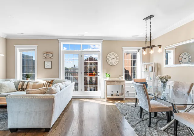 Photo 2 of Condo for sale at 2248 W Foster Ave #3, Chicago, IL 60625 | MLS# 12754782 | Listing updated on 2026-09-15