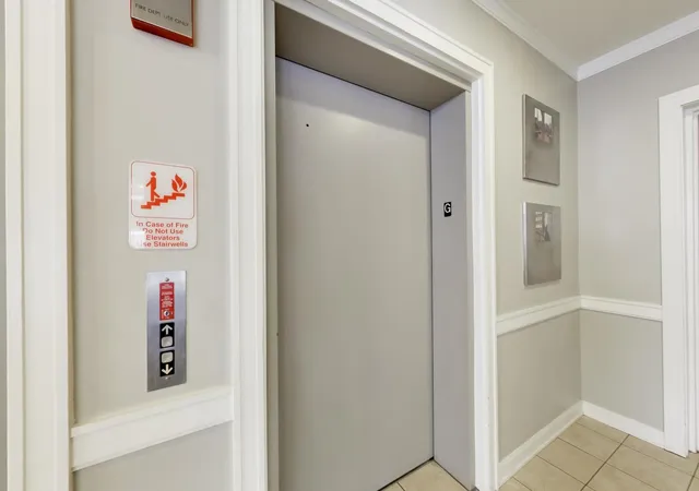 Photo 4 of Condo for sale at 811 Chicago Ave #609, Evanston, IL 60202 | MLS# 12754788 | Listing updated on 2026-09-23