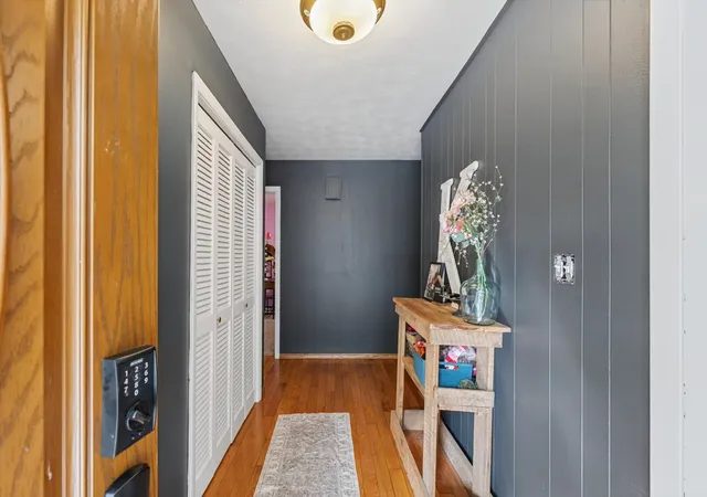 Photo 3 of Single family home for sale at 4 Cherry Ln, Villa Grove, IL 61956 | MLS# 12754801 | Listing updated on 2026-09-27