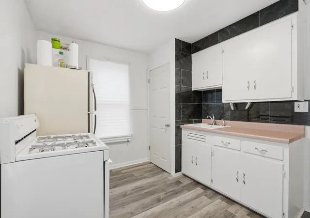 Photo 3 of Single family home for sale at 10941 S Ave C, Chicago, IL 60617 | MLS# 12754807 | Listing updated on 2026-09-15