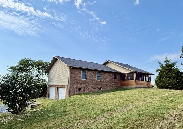 Photo 4 of Single family home for sale at 5488 Tick Ridge Rd, Grand Chain, IL 62941 | MLS# 12754818 | Listing updated on 2026-09-16