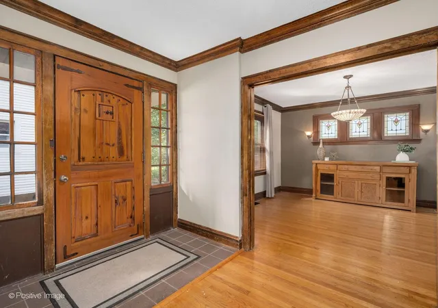 Photo 2 of Single family home for sale at 3510 Rosemear Ave, Brookfield, IL 60513 | MLS# 12754820 | Listing updated on 2026-10-02