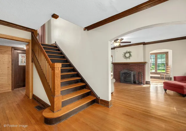 Photo 3 of Single family home for sale at 3510 Rosemear Ave, Brookfield, IL 60513 | MLS# 12754820 | Listing updated on 2026-10-02