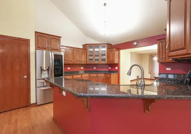 Photo 3 of Single family home for sale at 1048 Windfield Dr, Manteno, IL 60950 | MLS# 12754834 | Listing updated on 2026-10-22