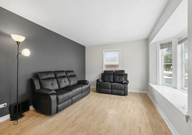 Photo 3 of Single family home for sale at 1031 Glenwood Ave, Waukegan, IL 60085 | MLS# 12754837 | Listing updated on 2026-09-19