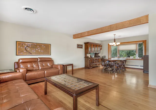 Photo 4 of Single family home for sale at 661 Winston Dr, Melrose Park, IL 60160 | MLS# 12754866 | Listing updated on 2026-09-23