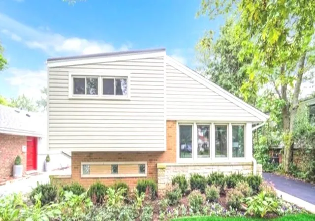 Single family home for sale at 1235 Ferndale Ave, Highland Park, IL 60035 | MLS# 12754898