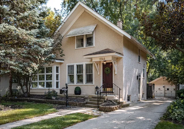 Photo 2 of Single family home for sale at 1344 Garfield Ave, Aurora, IL 60506 | MLS# 12754900 | Listing updated on 2026-09-15