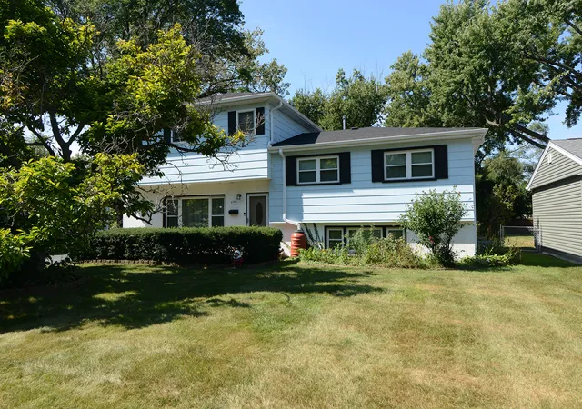 Photo 1 of Single family home for sale at 6308 Saratoga Ave, Downers Grove, IL 60516 | MLS# 12754927 | Listing updated on 2026-09-18
