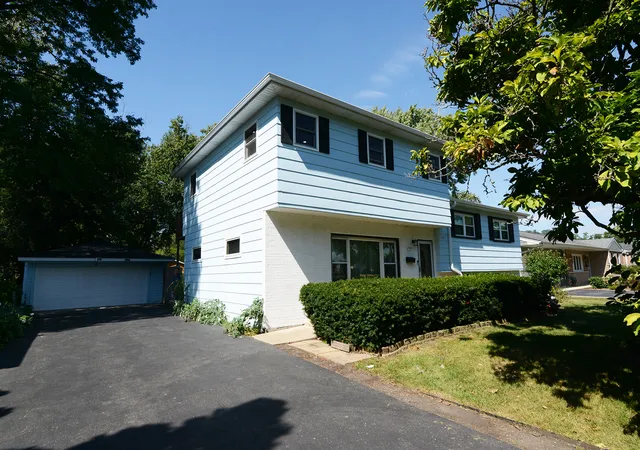 Photo 2 of Single family home for sale at 6308 Saratoga Ave, Downers Grove, IL 60516 | MLS# 12754927 | Listing updated on 2026-09-18