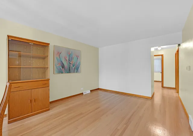 Photo 4 of Single family home for sale at 1528 N 21 Avenue, Melrose Park, IL 60160 | MLS# 12754928 | Listing updated on 2026-09-23
