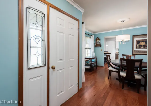 Photo 4 of Townhouse for sale at 20839 W Hickory Ct, Plainfield, IL 60544 | MLS# 12754951 | Listing updated on 2026-10-07