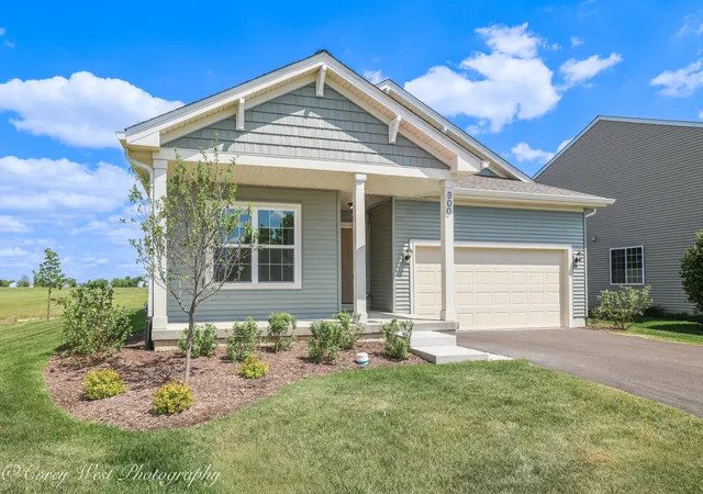 Photo 2 of Single family home for sale at 300 N Aspen Dr, Cortland, IL 60112 | MLS# 12754953 | Listing updated on 2026-09-15