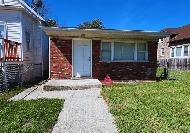 Photo 2 of Single family home for sale at 6728 S Carpenter St, Chicago, IL 60621 | MLS# 12754971 | Listing updated on 2026-09-15