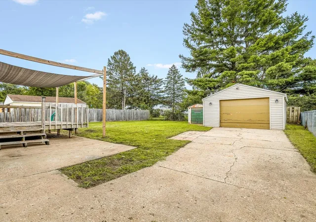 Photo 26 of Single family home for sale at 1007 E Hosmer St, Loves Park, IL 61111 | MLS# 12754973 | Listing updated on 2026-09-15