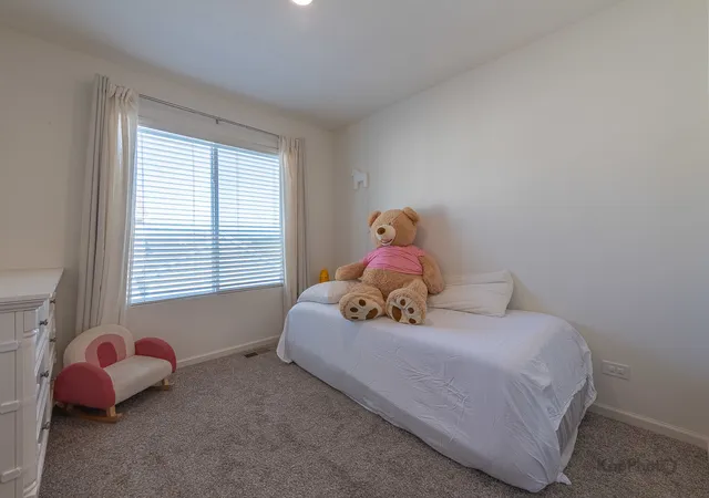 Photo 3 of Townhouse for sale at 2543 Bella Dr, Pingree Grove, IL 60140 | MLS# 12754979 | Listing updated on 2026-09-19