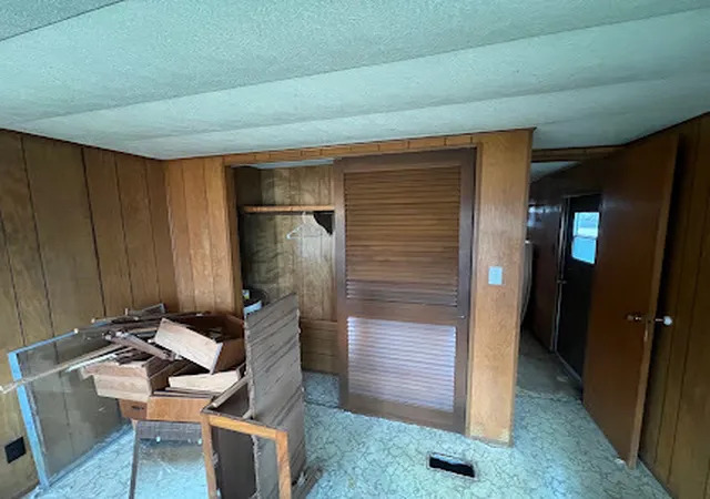 Photo 2 of Single family home for sale at 535 W 6th Street, Mt Carmel, IL 62863 | MLS# 12754980 | Listing updated on 2026-09-22