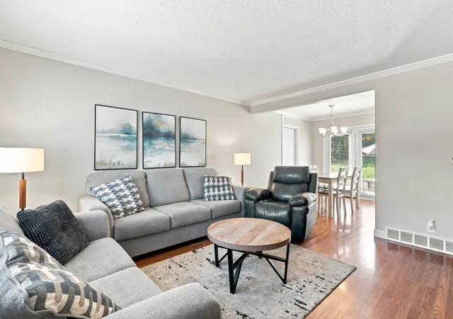 Photo 2 of Townhouse for sale at 3109 Sunburst Dr, Bettendorf, IA 52722 | MLS# 12754996 | Listing updated on 2026-10-22