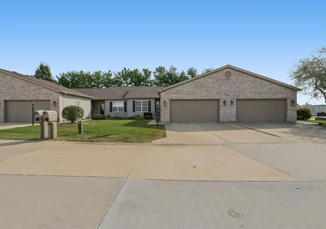 Photo 2 of Condo for sale at 512 Stonecrest Dr #512, Savoy, IL 61874 | MLS# 12755009 | Listing updated on 2026-09-14