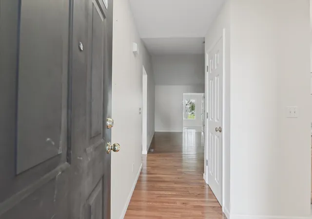 Listing Photo 5 - Condo for sale in building located at 512 Stonecrest Dr, Savoy, IL 61874 - Unit #512