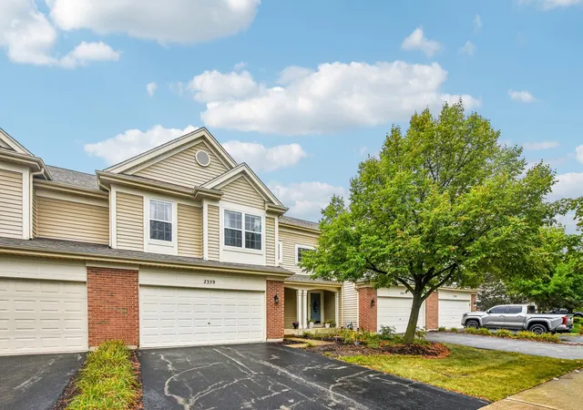 Photo 2 of Condo for sale at 2359 Foxmoor Ln #2359, Aurora, IL 60502 | MLS# 12755030 | Listing updated on 2026-09-24