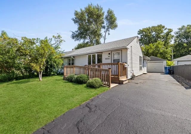 Photo 2 of Single family home for sale at 4221 Southwest Hwy, Hometown, IL 60456 | MLS# 12755031 | Listing updated on 2026-09-22