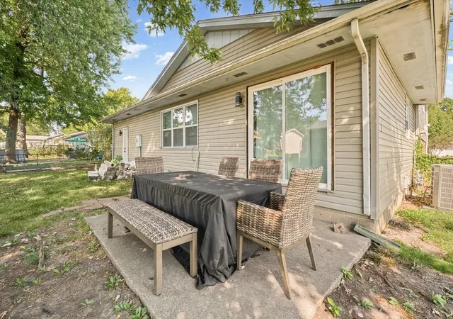 Photo 31 of Sale Pending at 1747 E Barrington Ave, Decatur, IL 62526 | MLS# 12755035 | Listing updated on 2026-09-23