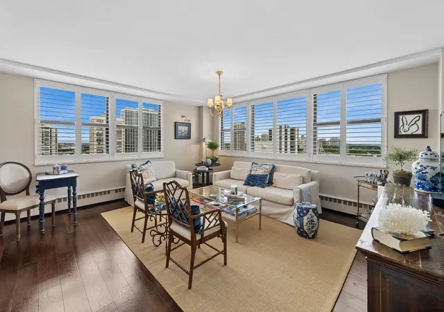 Photo 3 of Condo for sale at 1445 N State Pkwy #2205, Chicago, IL 60610 | MLS# 12755036 | Listing updated on 2026-09-16