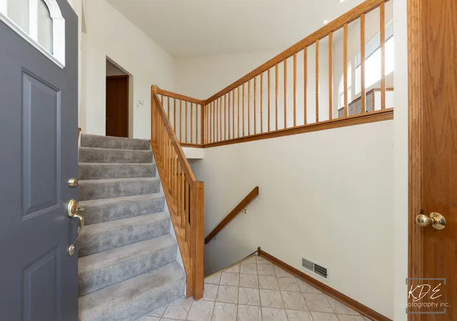 Photo 2 of Townhouse for sale at 14017 S Cambridge Cir, Plainfield, IL 60544 | MLS# 12755046 | Listing updated on 2026-09-23