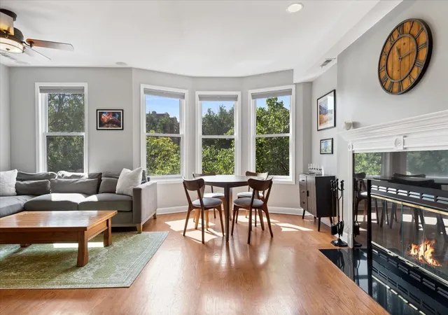 Listing Photo 3 - Condo for sale in building located at 1338 W Addison St, Chicago, IL 60613 - Unit #2