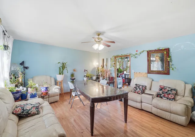 Photo 4 of Single family home for sale at 116 S Pinecrest Rd, Bolingbrook, IL 60440 | MLS# 12755053 | Listing updated on 2026-09-24