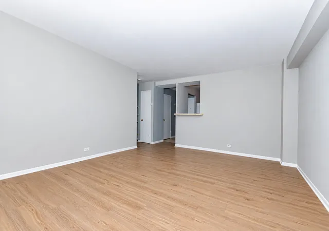 Photo 1 of Condo for sale at 2909 N Sheridan Rd #1705, Chicago, IL 60657 | MLS# 12755083 | Listing updated on 2026-10-08