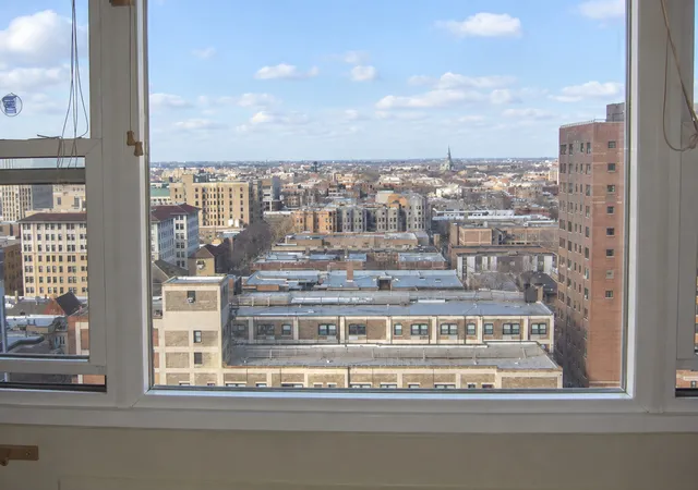 Photo 3 of Condo for sale at 2909 N Sheridan Rd #1705, Chicago, IL 60657 | MLS# 12755083 | Listing updated on 2026-10-08