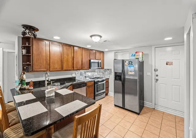 Photo 3 of Condo for sale at 6301 N Richmond St #1AA, Chicago, IL 60659 | MLS# 12755088 | Listing updated on 2026-10-06