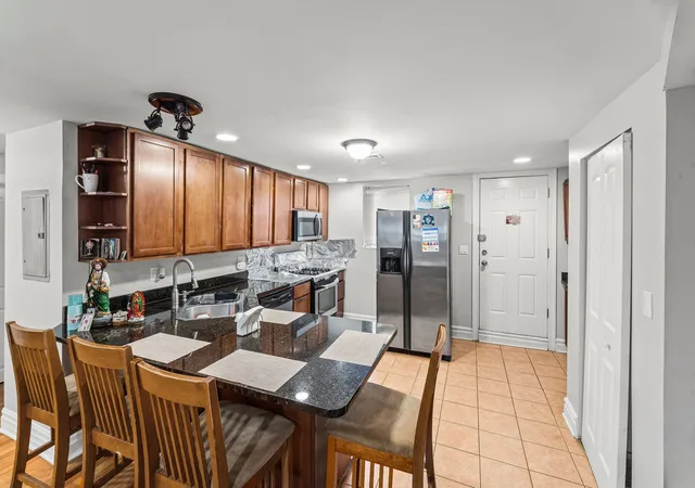 Photo 4 of Condo for sale at 6301 N Richmond St #1AA, Chicago, IL 60659 | MLS# 12755088 | Listing updated on 2026-10-06
