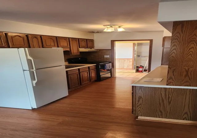 Photo 2 of Single family home for sale at 143 S Pleasant Ave, Bloomingdale, IL 60108 | MLS# 12755095 | Listing updated on 2026-09-12