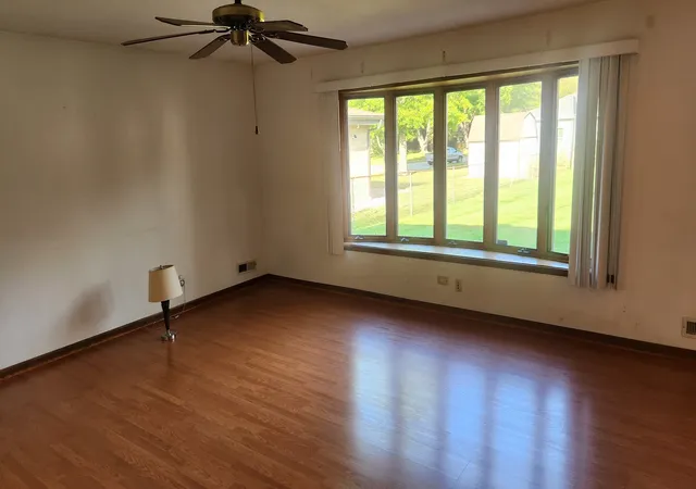 Photo 4 of Single family home for sale at 143 S Pleasant Ave, Bloomingdale, IL 60108 | MLS# 12755095 | Listing updated on 2026-09-12