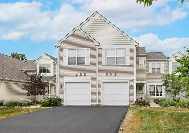 Condo for sale at 2803 Rutland Cir #102, Naperville, IL 60564 | MLS# 12755101