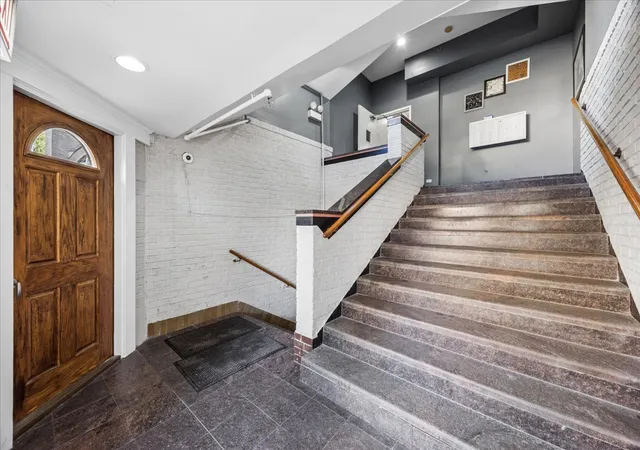 Photo 2 of Condo for sale at 331 S Ridgeland Ave #C, Oak Park, IL 60304 | MLS# 12755111 | Listing updated on 2026-09-24