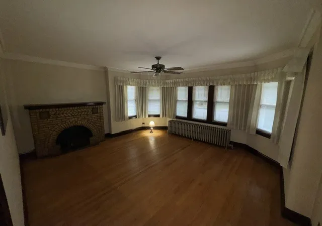 Photo 4 of Single family home for sale at 2842 Wisconsin Ave, Berwyn, IL 60402 | MLS# 12755114 | Listing updated on 2026-09-30