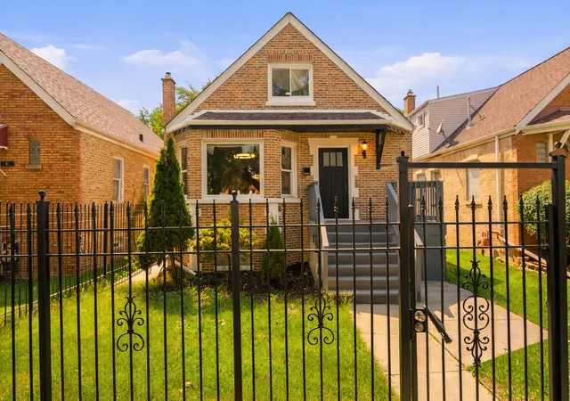 Photo 1 of Single family home for sale at 6604 S Rockwell St, Chicago, IL 60629 | MLS# 12755119 | Listing updated on 2026-09-15